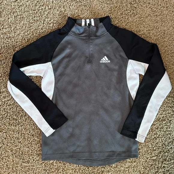 Adidas size Medium (10-12) boys long sleeve shirt with quarter zip. - Picture 1 of 2